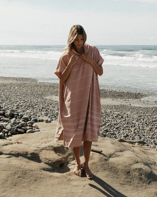 Sandcloud Misty Rose Poncho