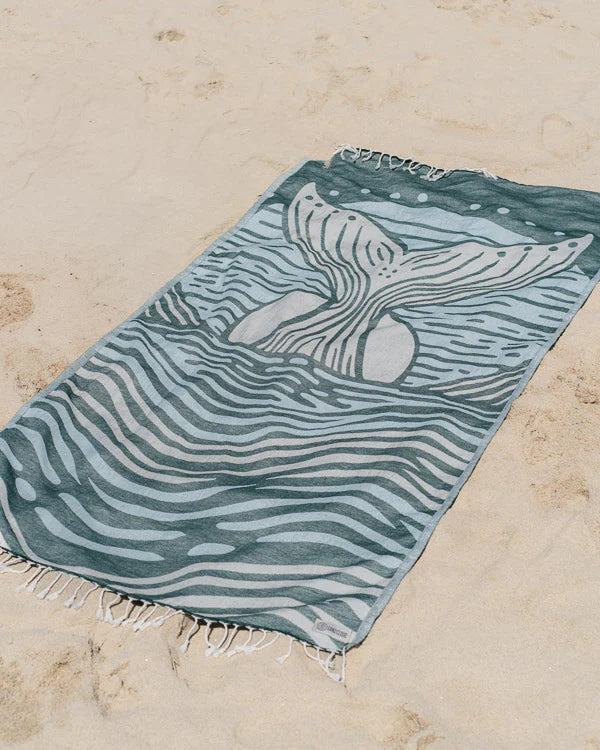 Sandcloud Marisol Whale Strandtuch